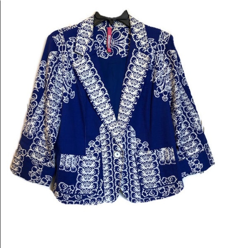 Unique lace look blazer